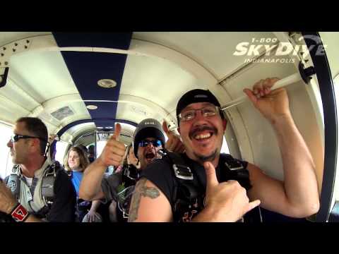 Lucas Gronas's Tandem skydive!