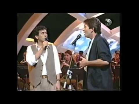 Uzi Hitman y Jaim Moshe - Al Haderej Etz Homed  על הדרך עץ עומד  עוזי חיטמן וחיים משה