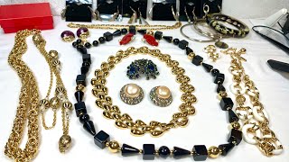 😁 Thrift With Me Part 2! Vintage Jewelry Sale! & 📦 Choose Next Bag I Open!! #thriftwithme