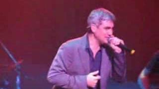 Taylor Hicks in Milwaukee - Wherever I Lay My Hat