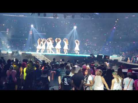 180812 fromis_9 KCON LA 2018 - Glass Shoes