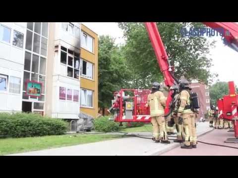 Kindjes (1 en 3) melden woningbrand - P J Troelstralaan Schiedam