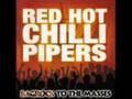 Red Hot Chilli Pipers-Thunderstruck on bagpipe ...