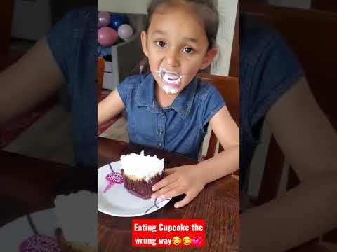 Eating Cupcake the Wrong Way 🥰💞💕
