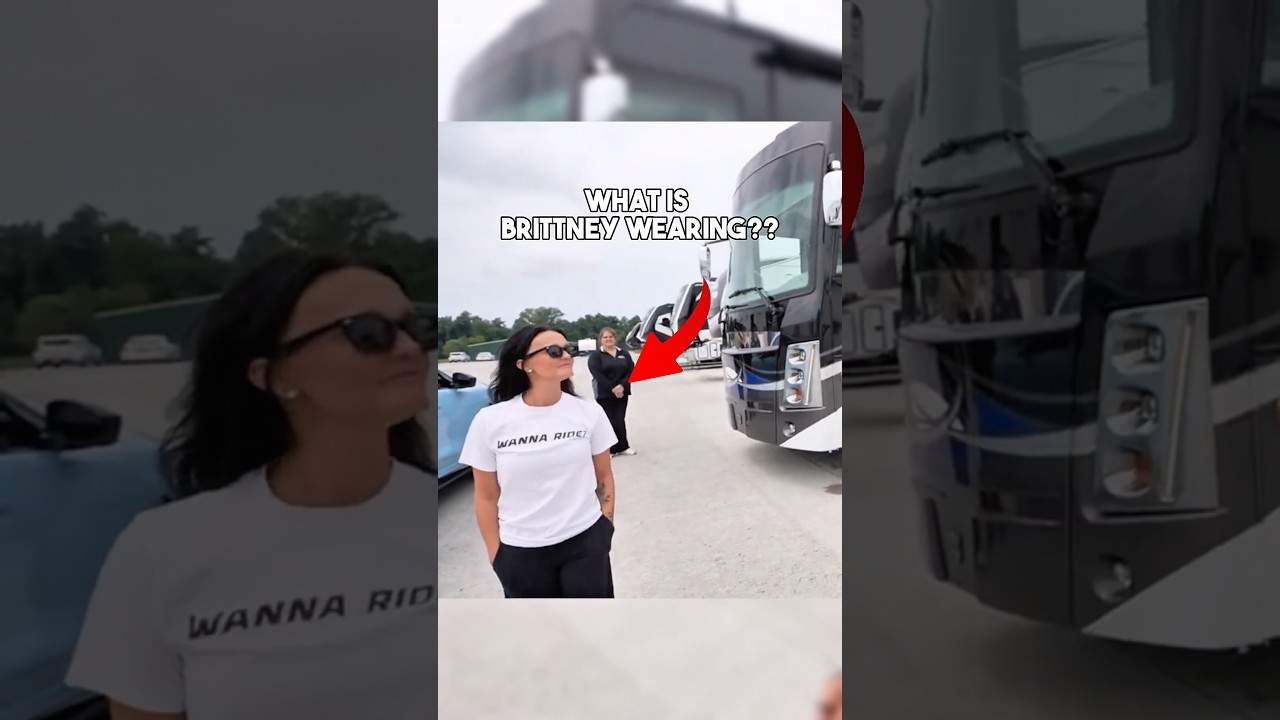 Roman Atwood: What is Brittney wearing?