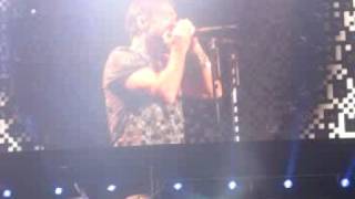 Queen + PR - Surf&#39;s Up ... School&#39;s Out, live in Milan