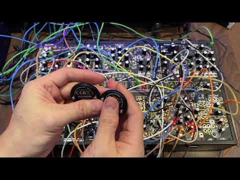First experiment with the Instrument of Things 2.4SINK Eurorack interface and motion sensor