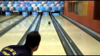 preview picture of video 'village faliro bowling team 2_MANOLIS'