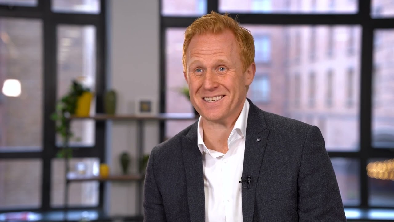 We asked Chat GPT what the People Consulting team do at EY Financial Services