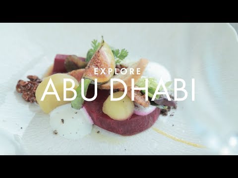 在阿布扎比的沙漠中品嚐貝都因人的食物。 (Taste Bedouin food in Abu Dhabi's desert)
