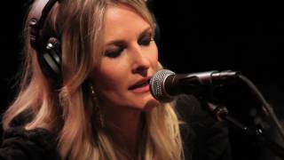 Elizabeth Cook - Yes To Booty (Live on KEXP)