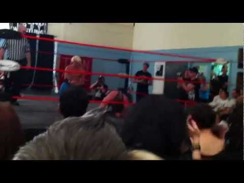 Worlds Best Wrestling Finishing Move - Amateur Wrestling. The Wild Boar!