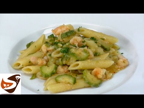 Pasta zucchine e gamberetti - primi piatti veloci (zucchini pasta and shrimp)