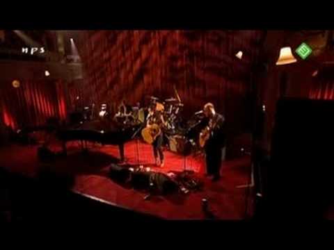 07. Norah Jones -  Humble me  (live in Amsterdam )