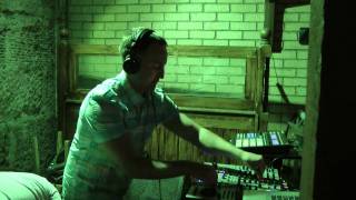 Johnny Allen(FREEEKNIT)@shipRect Launch Party playing Minicoolboyz-Wow 1-05-11