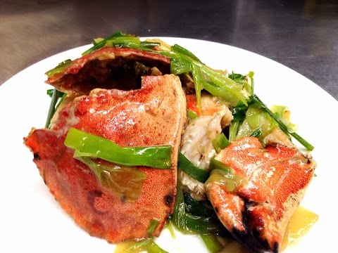 How to Stir Fry Crabs with Ginger and Scallions Recipe 姜蔥炒蟹