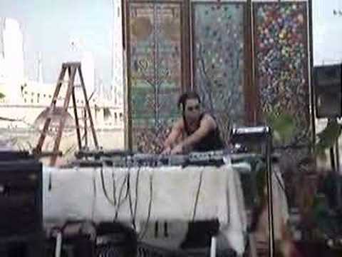 Dave Sweeten performing at LA Burning Man Decompression 2007