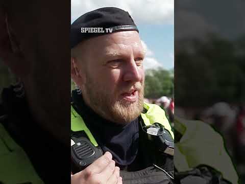 Serben-Trikot unter Kroaten-Fans | SPIEGEL TV Shorts