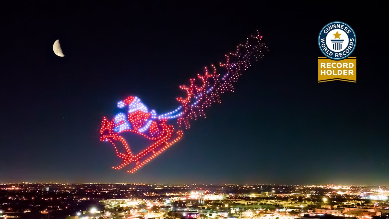Christmas Drone Show is the Longest Drone Animation Ever! (2,500 Drones!)