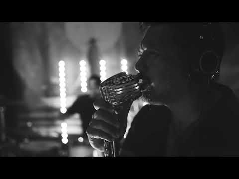 Hope Darling - Lotus