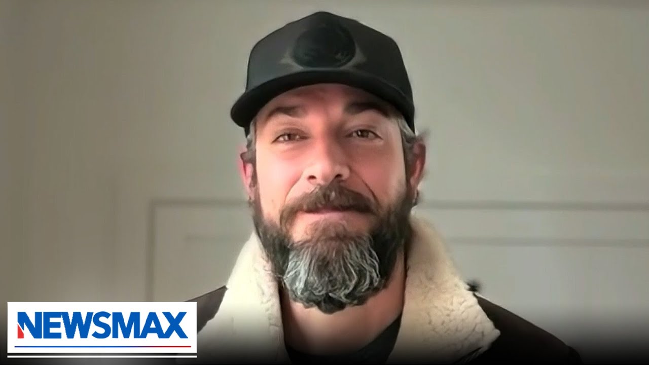 'Hold on to your last shred of hope': Zachary Levi