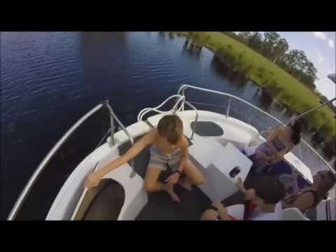 Myall Lakes Getaway Houseboats
