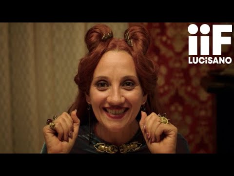 Il primo incontro la suocera - UNA FAMIGLIA MOSTRUOSA