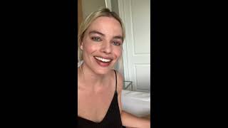 Margot Robbie showing childhood pictures #MargotRobbie #HarleyQuinn