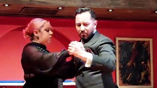 Video thumbnail for Valsecito Criollo (D'Arienzo) Carolina Couto y Emanuel Ledesma. Milonga Muy Lunes 5ago24 (3/3)