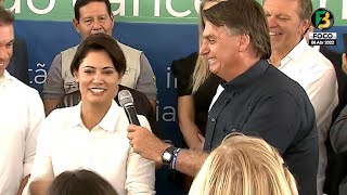 INÉDITO! Michelle pela primeira vez discursa ao lado de Bolsonaro em cerimônia fora de Brasília