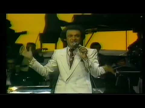 OTI 82 Brasil   Un canto a los niños   Julio Cezar