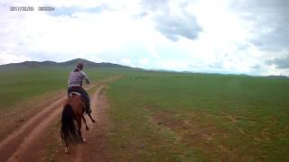preview picture of video 'HORSE TRIP MONGOLIA'