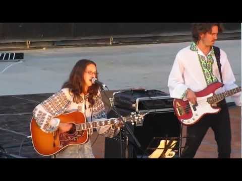 Тереса Сокирка «Oй нe xoди Гpицю, тa й нa вeчopницi»