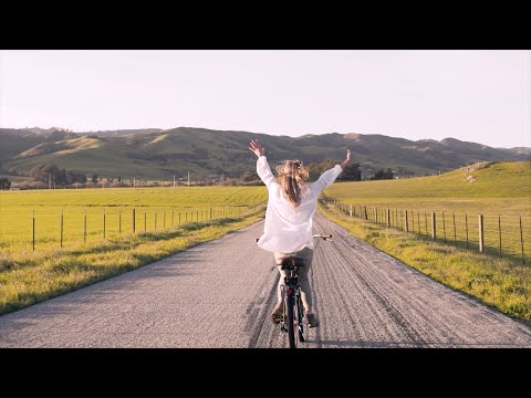 download lagu mp3 mp4 Hallesche, download lagu Hallesche gratis, unduh video klip Hallesche