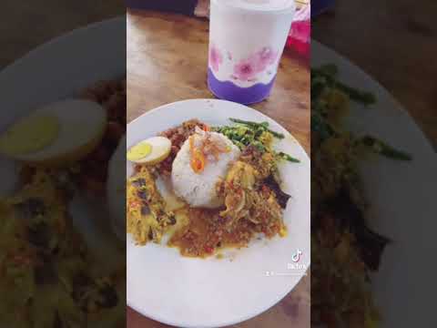 Warung Nasi Ayam Bu Oki de Nusa Dua Bali - Makanan Halal de Bali #indonésia #bali #culinary