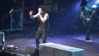 2009.12.15 Papa Roach - Time is Running Out (Live in Rockford, IL)