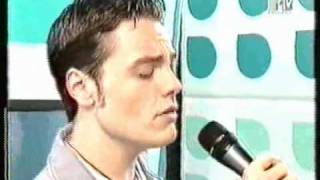 Tiziano Ferro - Perdono live@Total Request Live - Settembre 2001