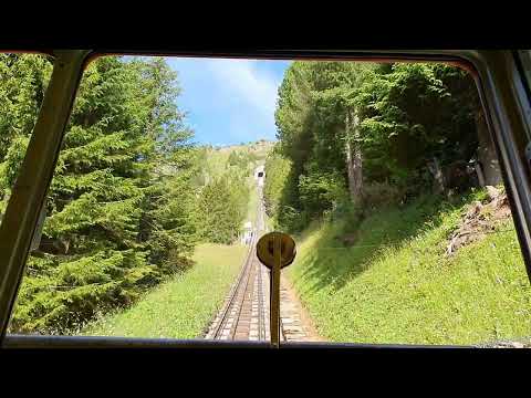 Niesenbahn. Die Schweizer Pyramide am Thunersee.Der Berg Niesen. Von Mülenen auf den Berg Niesen.