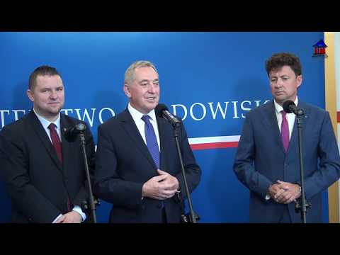 KONFERENCJA PRASOWA MINISTRA ŚRODOWISKA W UM HALINÓW