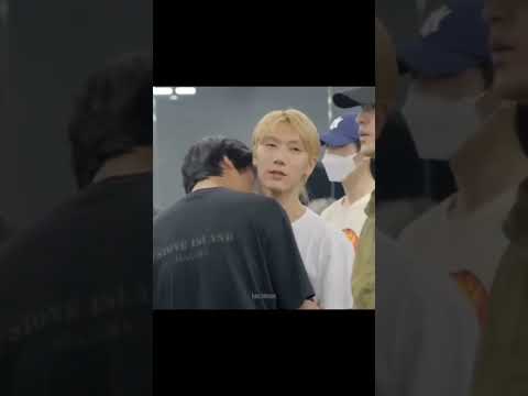 TEN definitely felt chills down his spine 🫣😻#haechan #ten #nct #wayv #viral #kpop