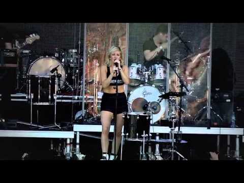 Osheaga 2013 - Ellie Goulding