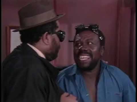 Oliver At Large - Private eye