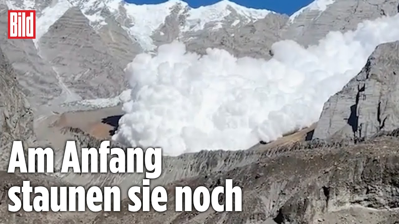 Panik im Himalaya: Lawine rast auf Touristen zu