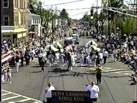 2002 Gloucester City Nj Parade Broomall String Band