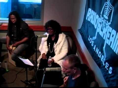 Phil Collen and Delta Deep performing on RadioScreamer
