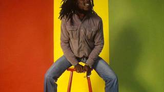 Dennis Brown - Give it up (Get in the Groove Riddim)