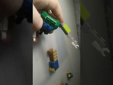 Как собрать большого леона из лего