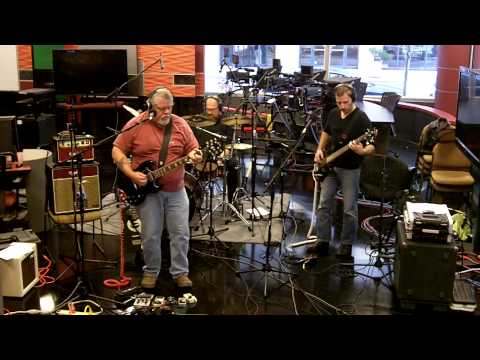 The Crimebusters - Flying - Live On The Razor & Die Show