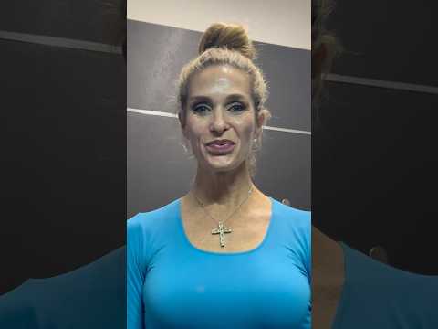 💆‍♀️ 3 facial workout exercises for a more toned and defined face! ✨ Try them! #antiaging