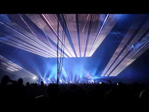 faithless 2.0 - god is a dj [alexandra palace 04-12-2015]